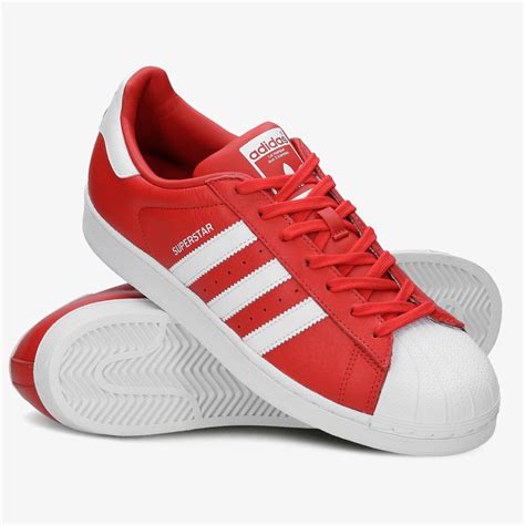 Rote adidas Superstar 